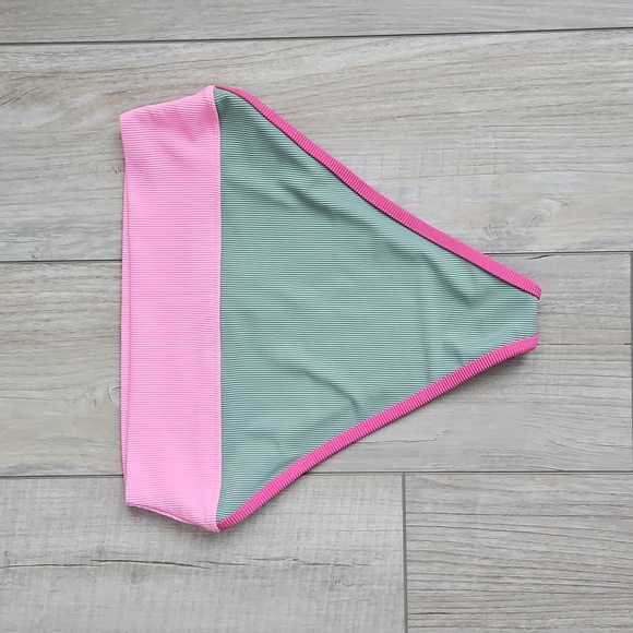 Beach Riot Bikini Bottoms - Picture 4 of 6